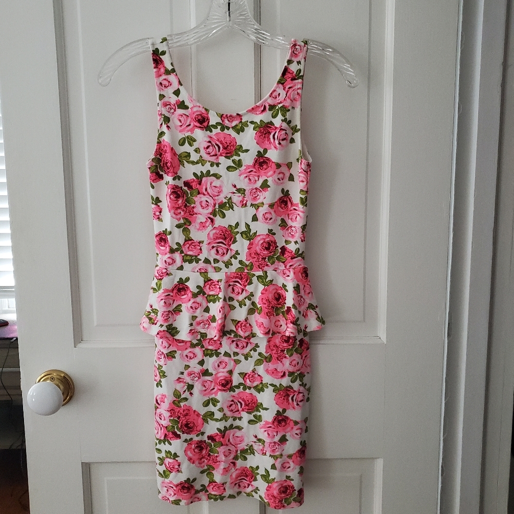H&M Divided Peplum Dress Bright Pink Roses Size 2